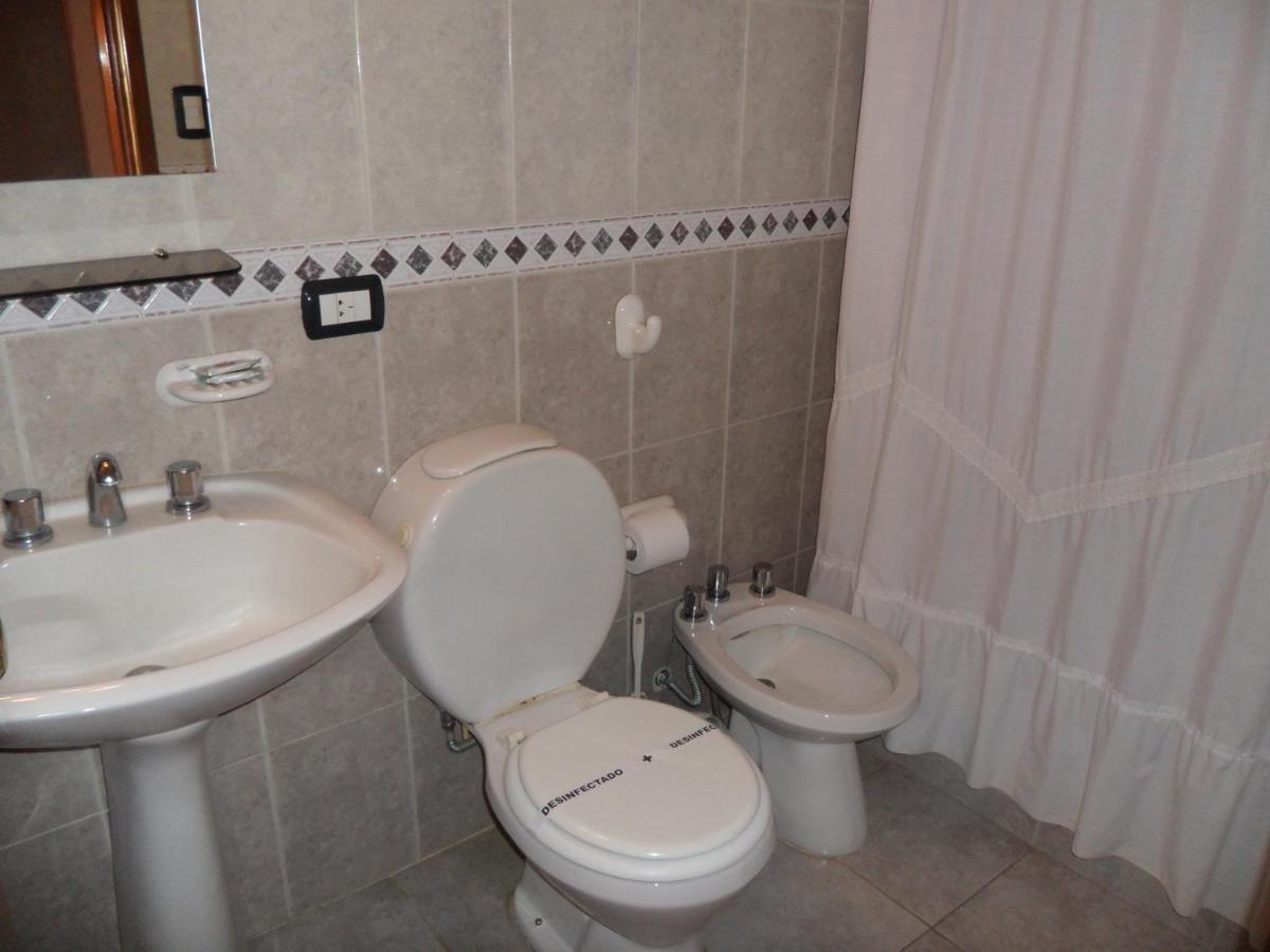 Hotel De Cine Las Golondrinas Villa Gesell Εξωτερικό φωτογραφία