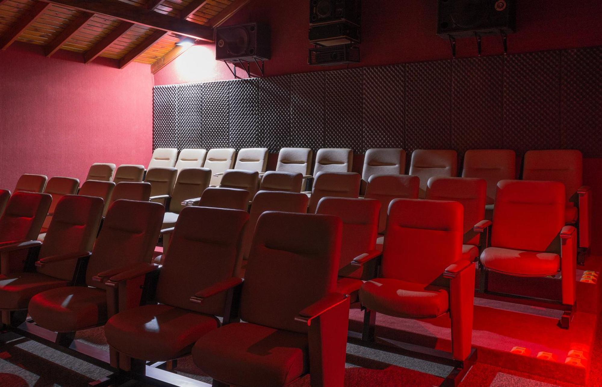 Hotel De Cine Las Golondrinas Villa Gesell Εξωτερικό φωτογραφία
