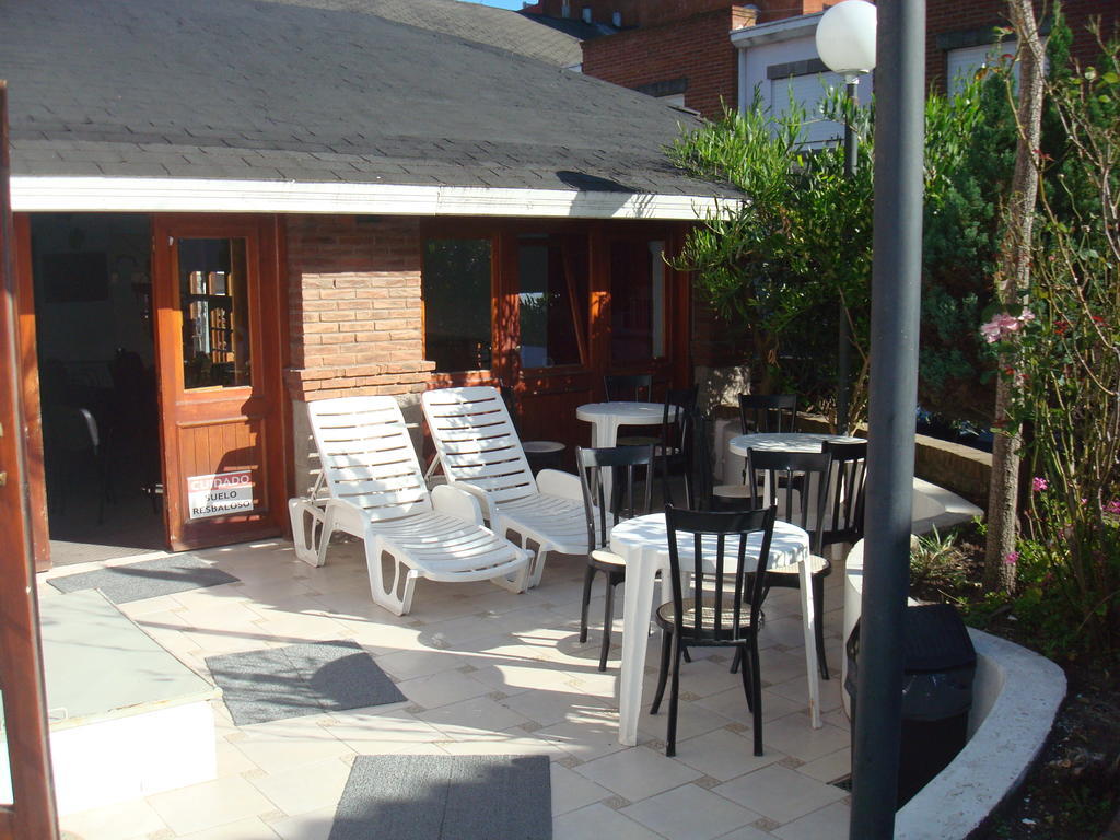 Hotel De Cine Las Golondrinas Villa Gesell Εξωτερικό φωτογραφία